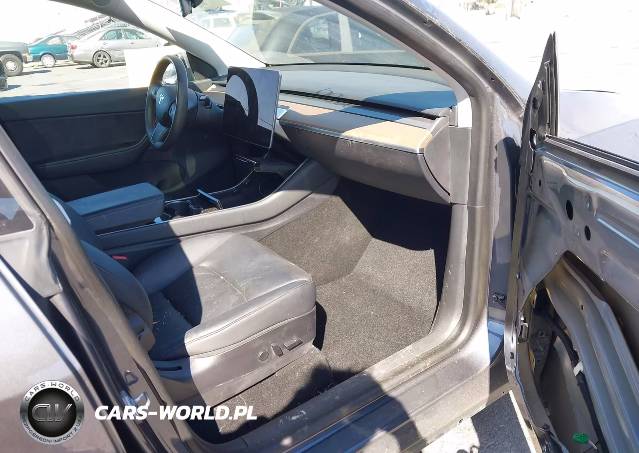 2020 Tesla Model Y Long Range Dual Motor All-Wheel Drive VIN:5YJYGDEE0LF051305 - 5