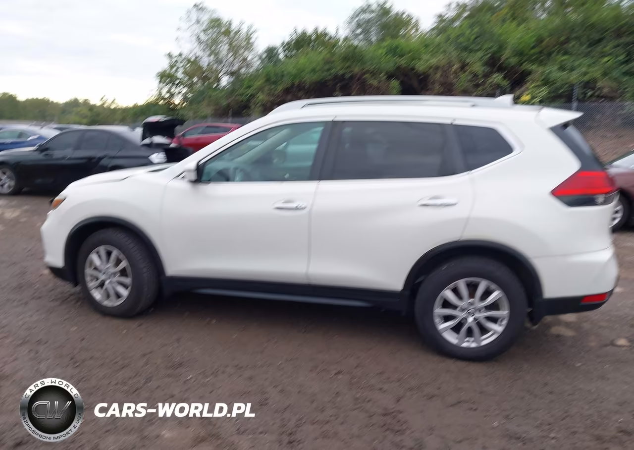 2017 Nissan Rogue Sv VIN:5N1AT2MV8HC745601 - 15