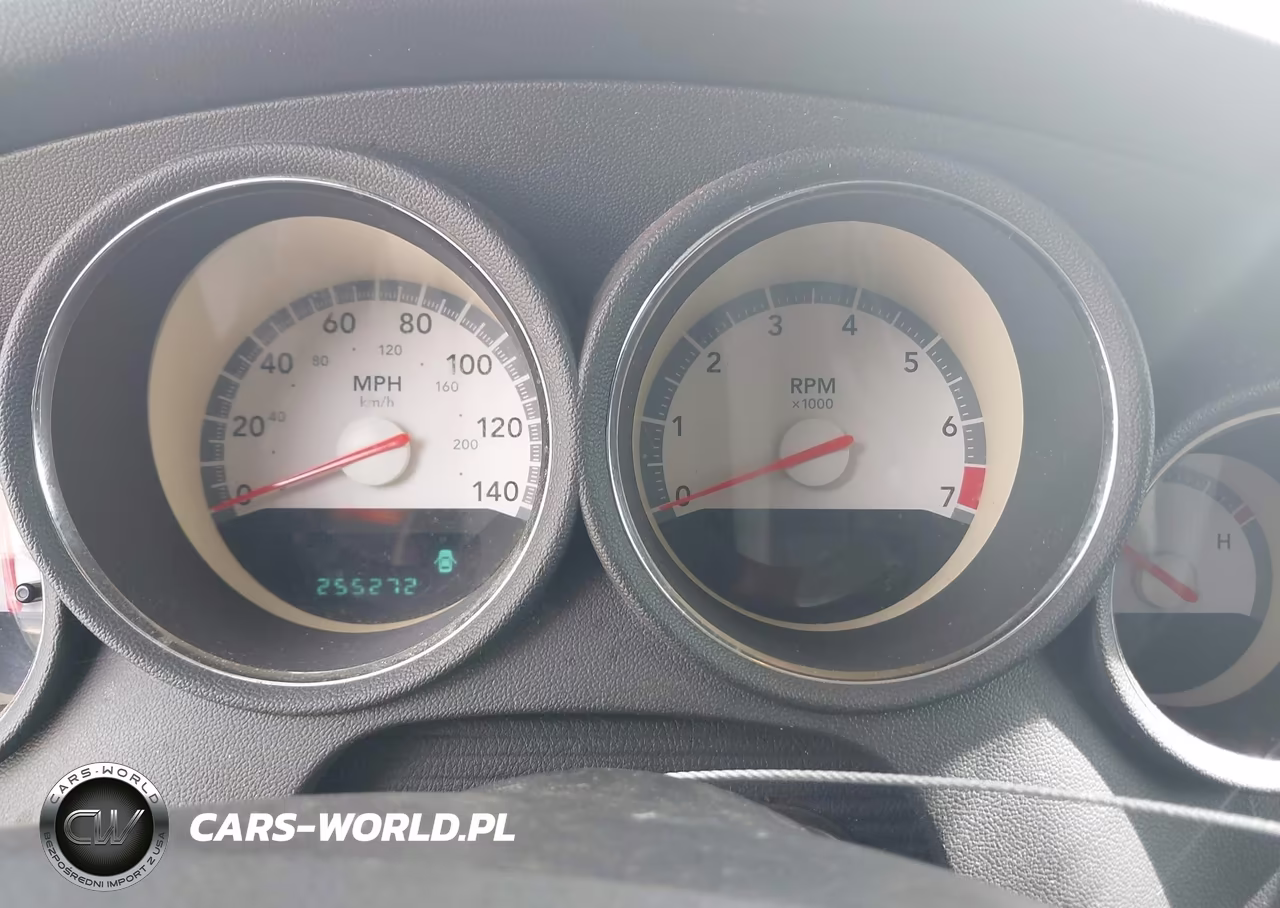 2008 Dodge Charger VIN:2B3KA43GX8H198326 - 7