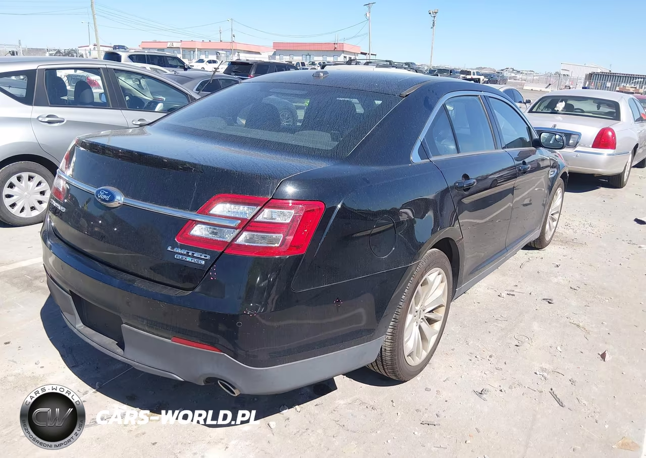 2016 Ford Taurus Limited VIN:1FAHP2F83GG110927 - 4