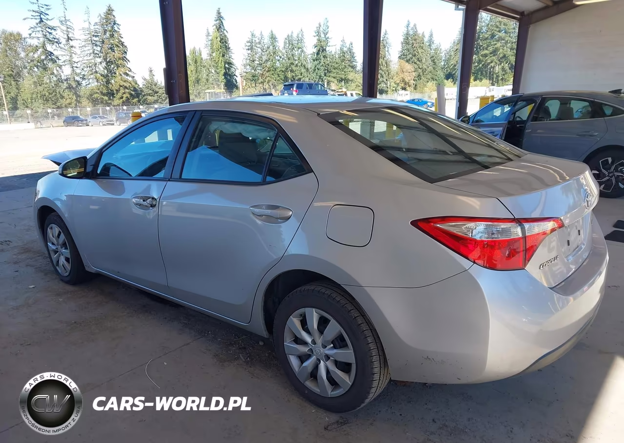 2014 Toyota Corolla Le VIN:5YFBURHE0EP161236 - 3
