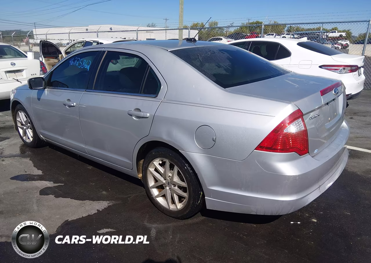 2011 Ford Fusion Se VIN:3FAHP0HA1BR126324 - 3