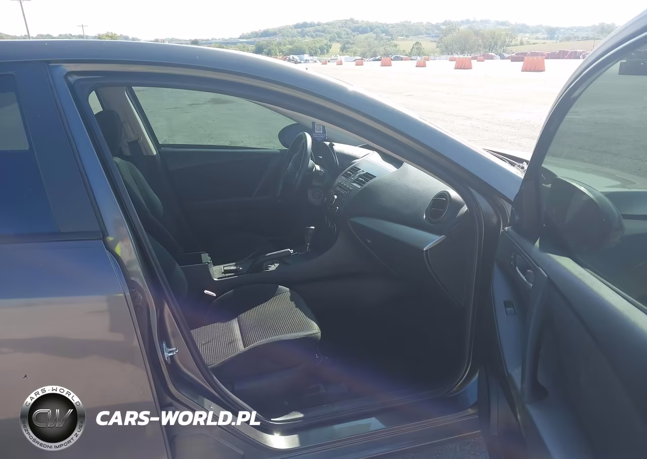 2013 Mazda Mazda3 I Touring VIN:JM1BL1L73D1757781 - 5