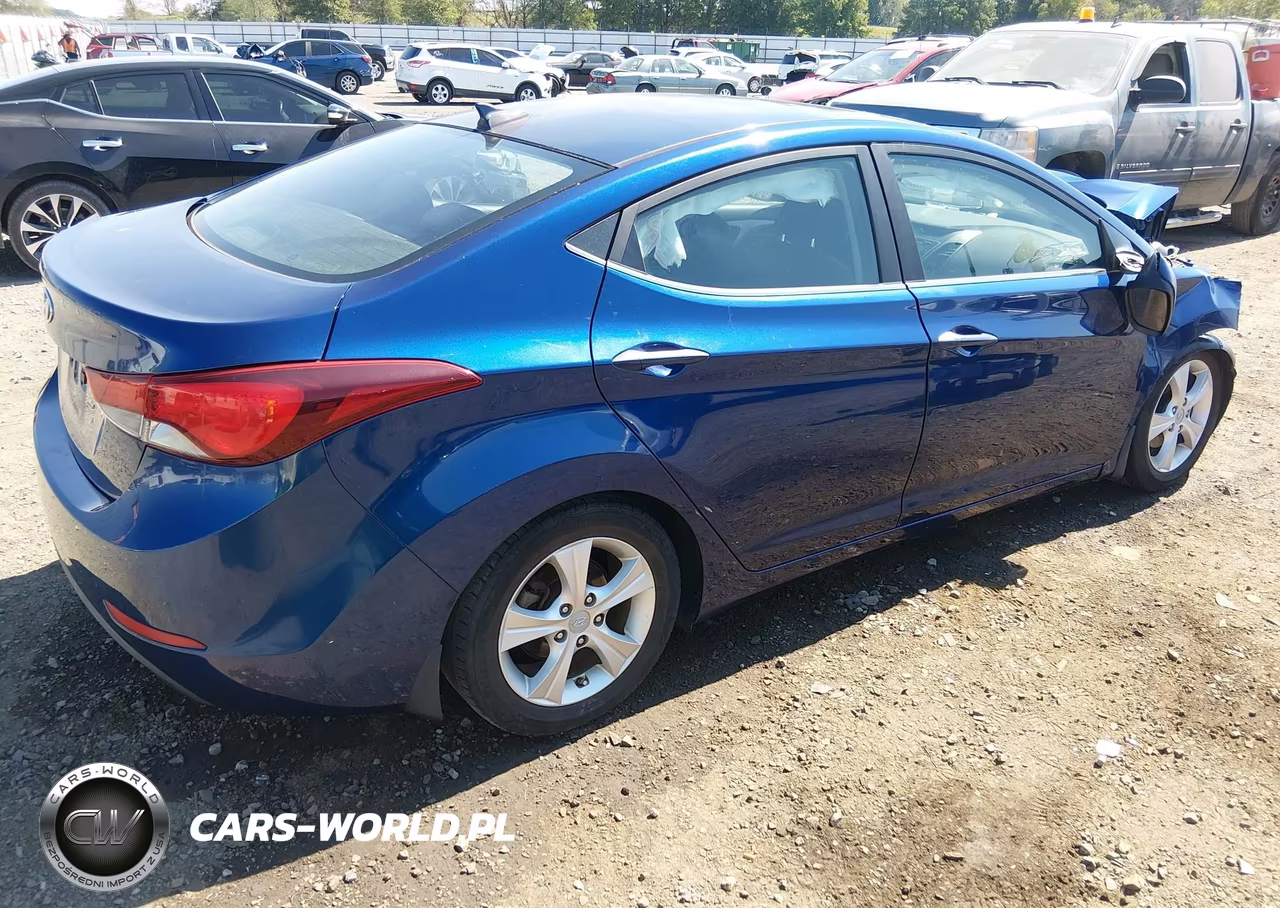 2016 Hyundai Elantra Value Edition VIN:5NPDH4AE9GH723516 - 4