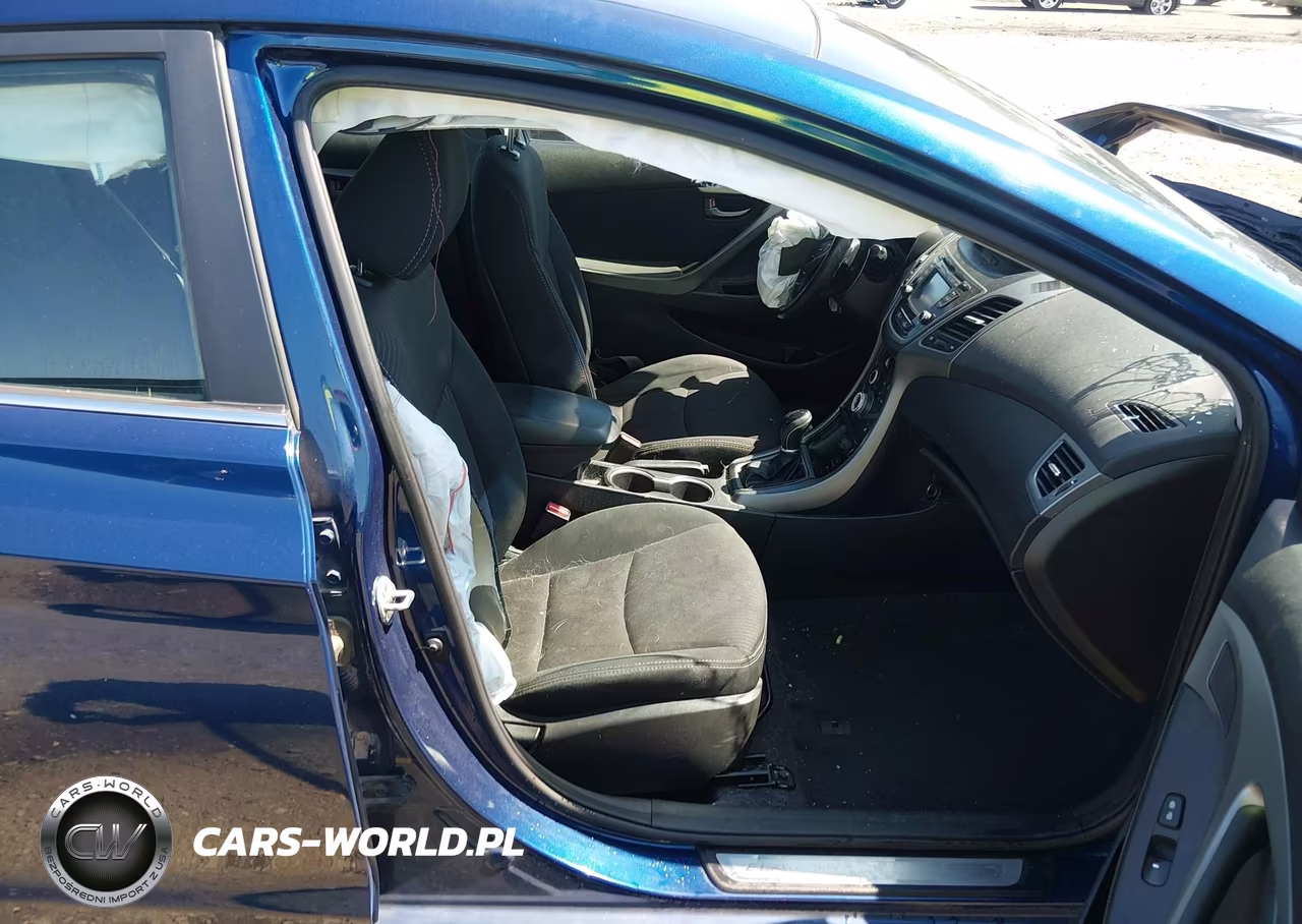 2016 Hyundai Elantra Value Edition VIN:5NPDH4AE9GH723516 - 5