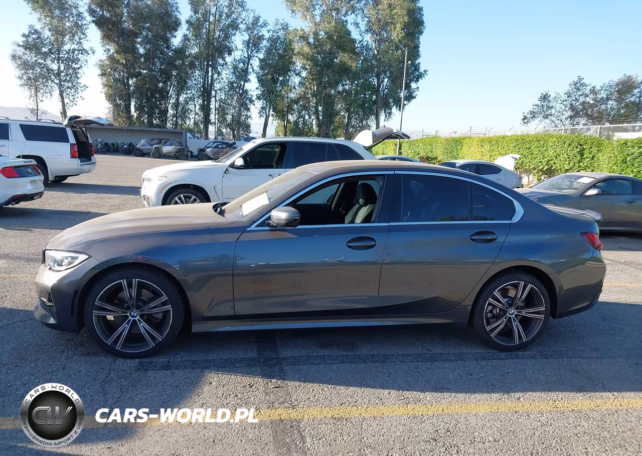 2022 BMW 330I VIN:3MW5R1J00N8C46122 - 14