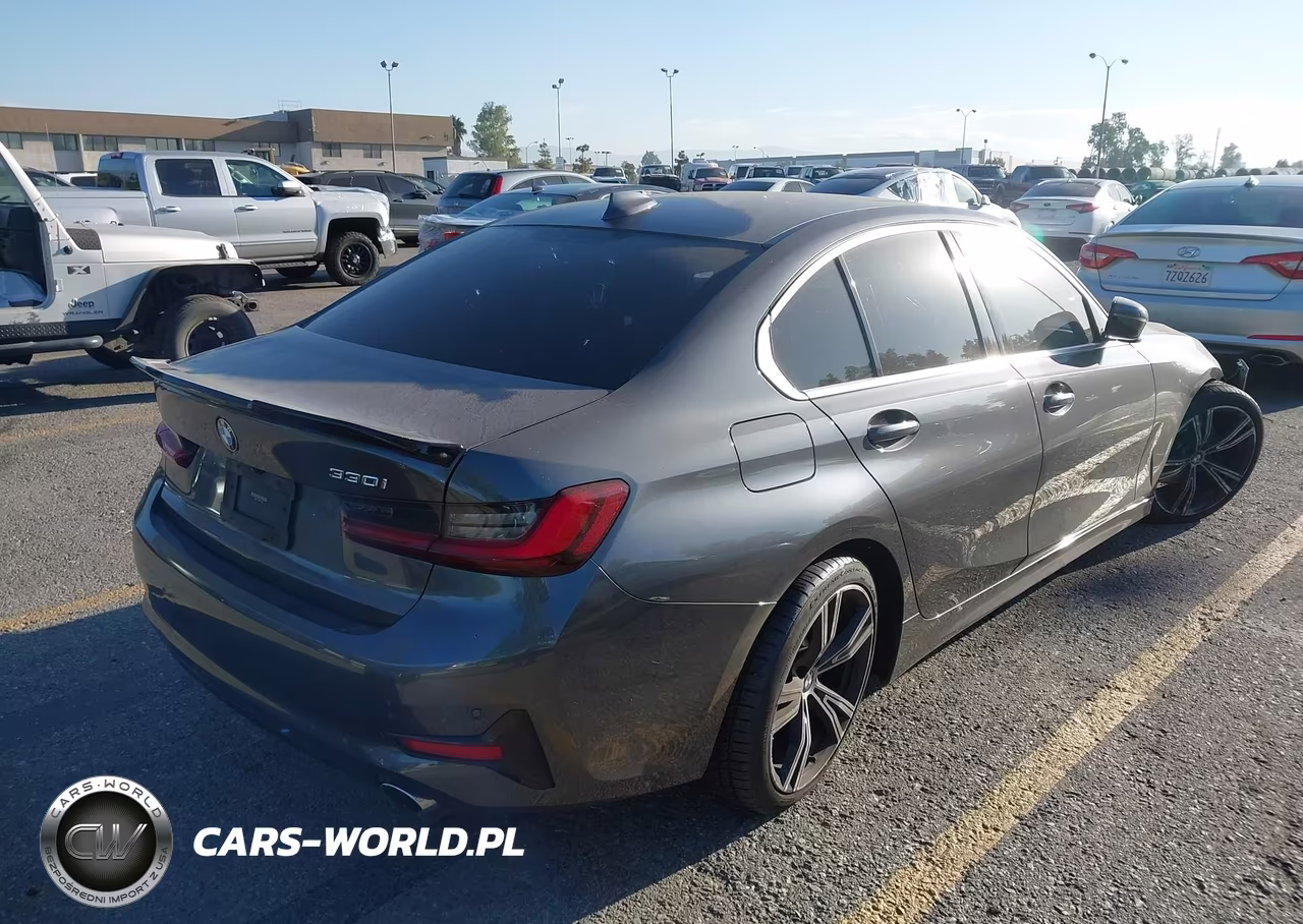 2022 BMW 330I VIN:3MW5R1J00N8C46122 - 4