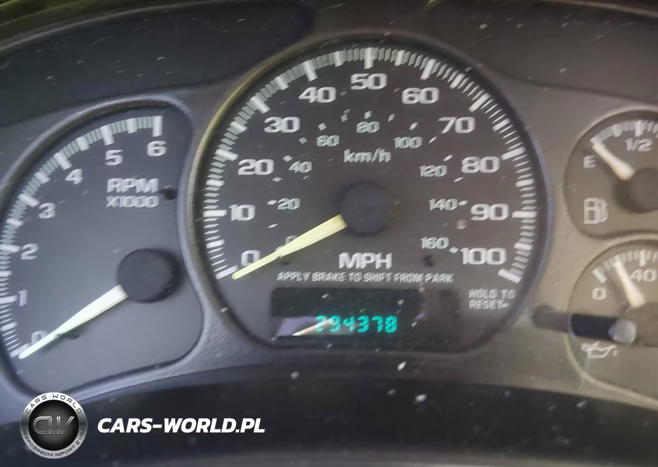 2001 Chevrolet Silverado 1500 VIN:1GCEC14W21Z235501 - 7