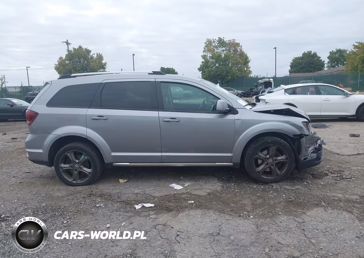 2016 Dodge Journey Crossroad Plus VIN:3C4PDCGB3GT123462 - 13