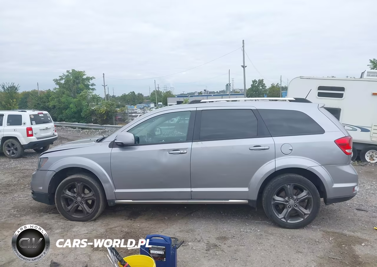 2016 Dodge Journey Crossroad Plus VIN:3C4PDCGB3GT123462 - 14