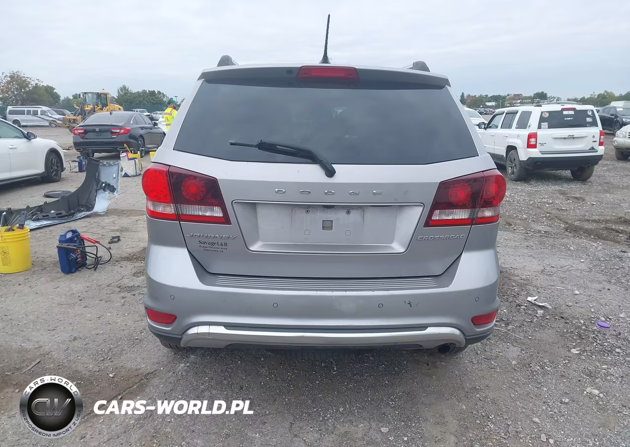 2016 Dodge Journey Crossroad Plus VIN:3C4PDCGB3GT123462 - 16