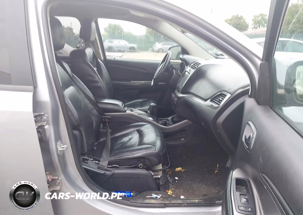 2016 Dodge Journey Crossroad Plus VIN:3C4PDCGB3GT123462 - 5
