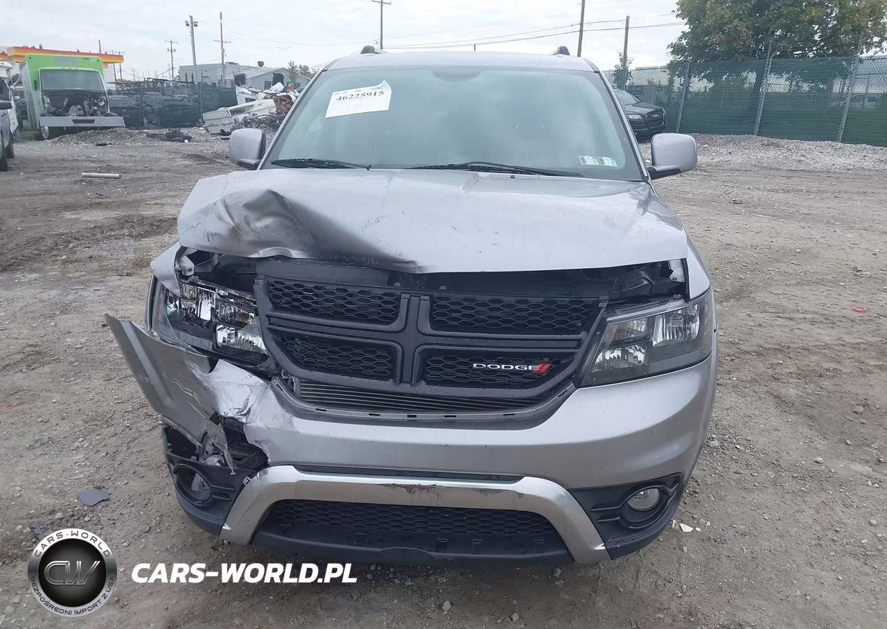 2016 Dodge Journey Crossroad Plus VIN:3C4PDCGB3GT123462 - 6