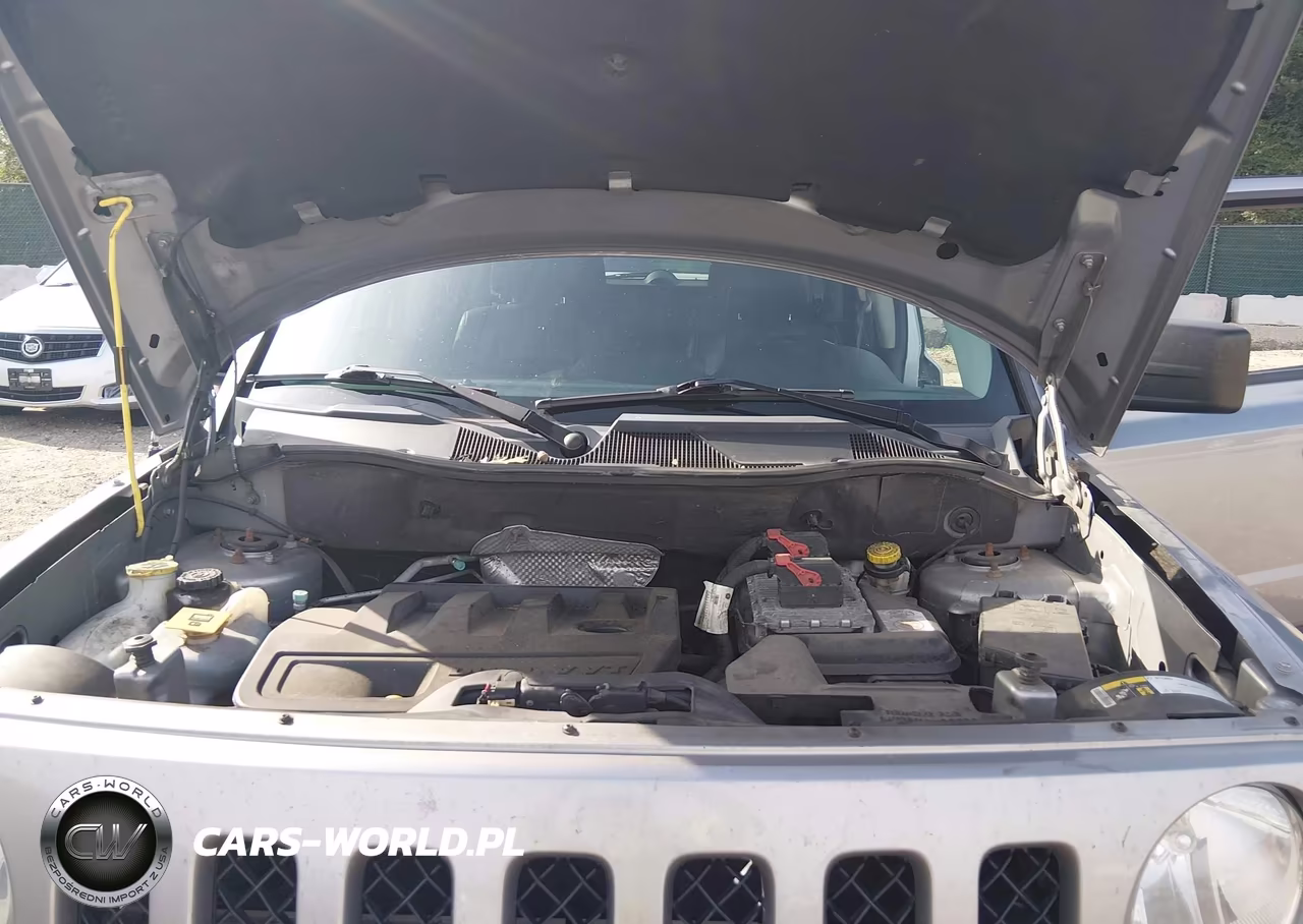 2016 Jeep Patriot 75Th Anniversary VIN:1C4NJRBB3GD692487 - 10