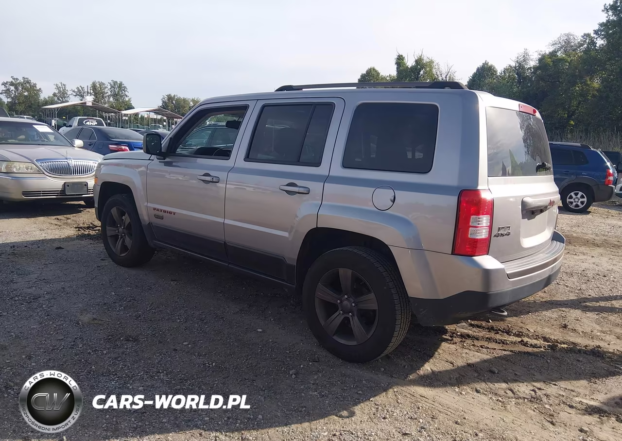2016 Jeep Patriot 75Th Anniversary VIN:1C4NJRBB3GD692487 - 3