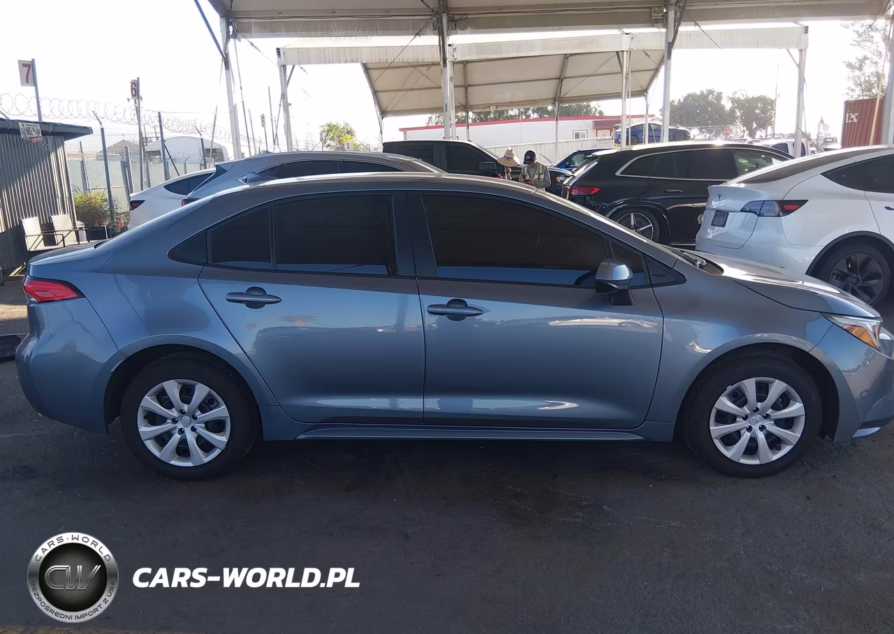 2026 Toyota Corolla Hybrid Hybrid Le VIN:JTDBCMFE2T3163830 - 13