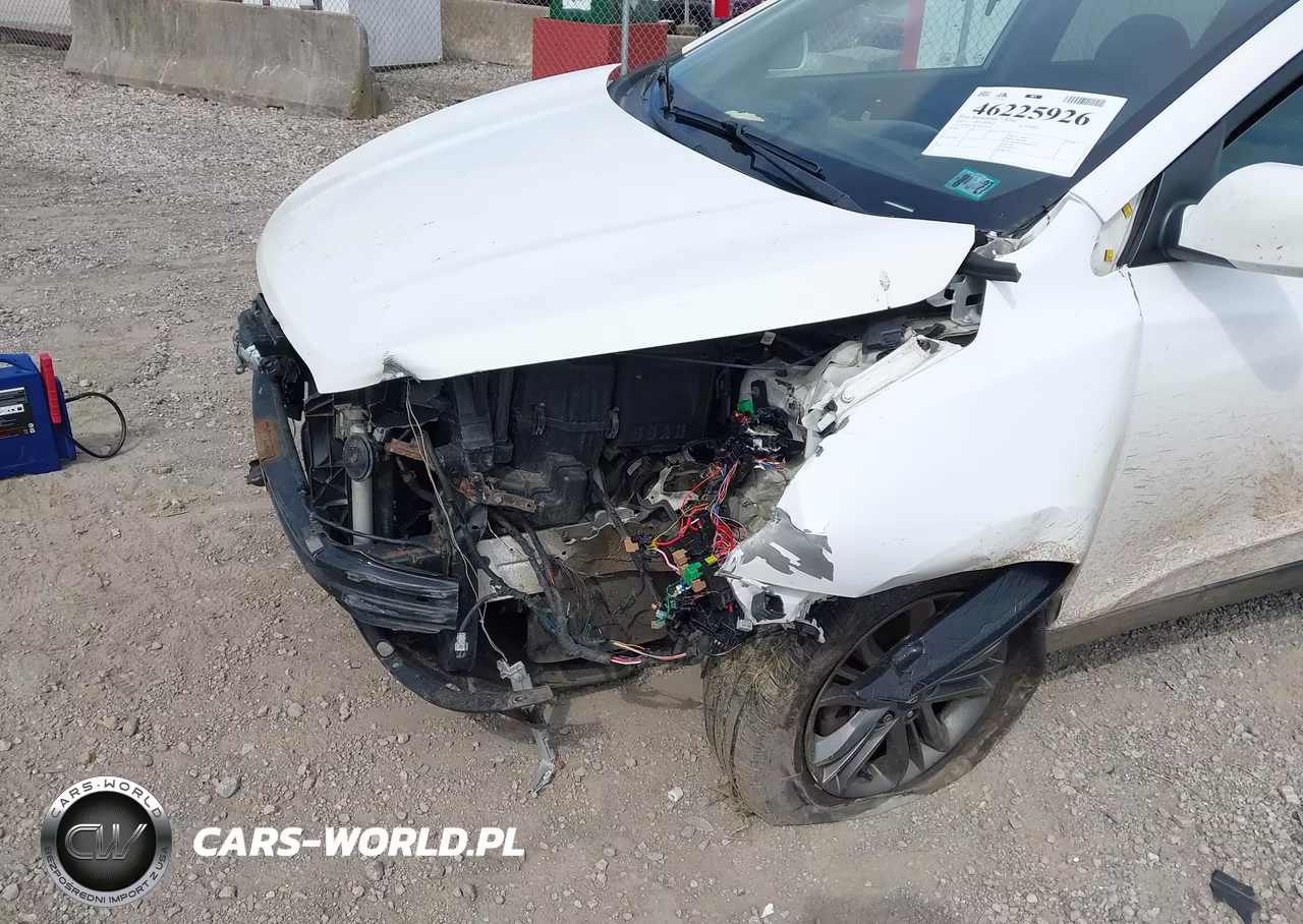 2015 Hyundai Tucson Gls VIN:KM8JTCAF7FU109598 - 13