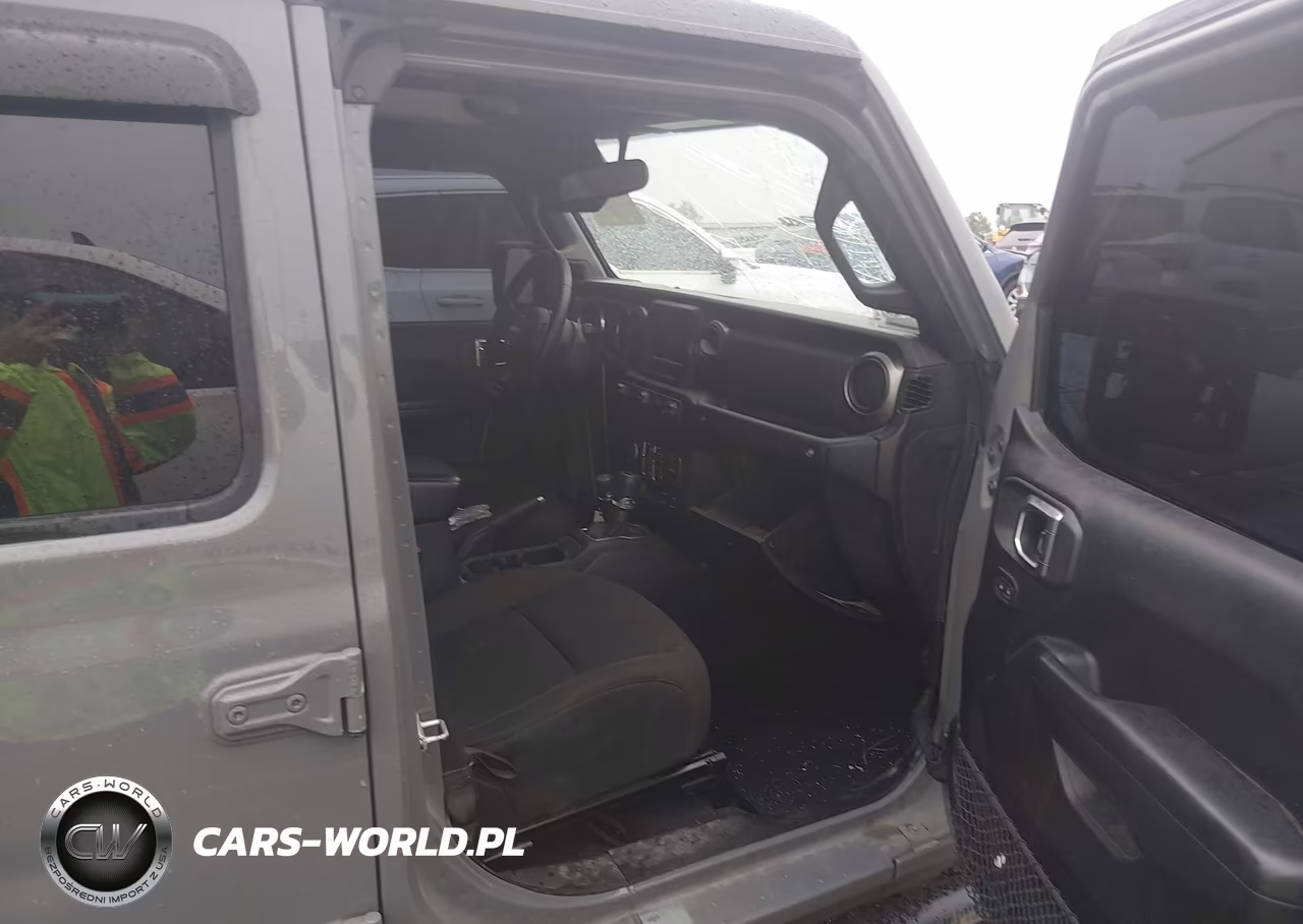 2018 Jeep Wrangler Unlimited Sport S 4X4 VIN:1C4HJXDG3JW276932 - 5