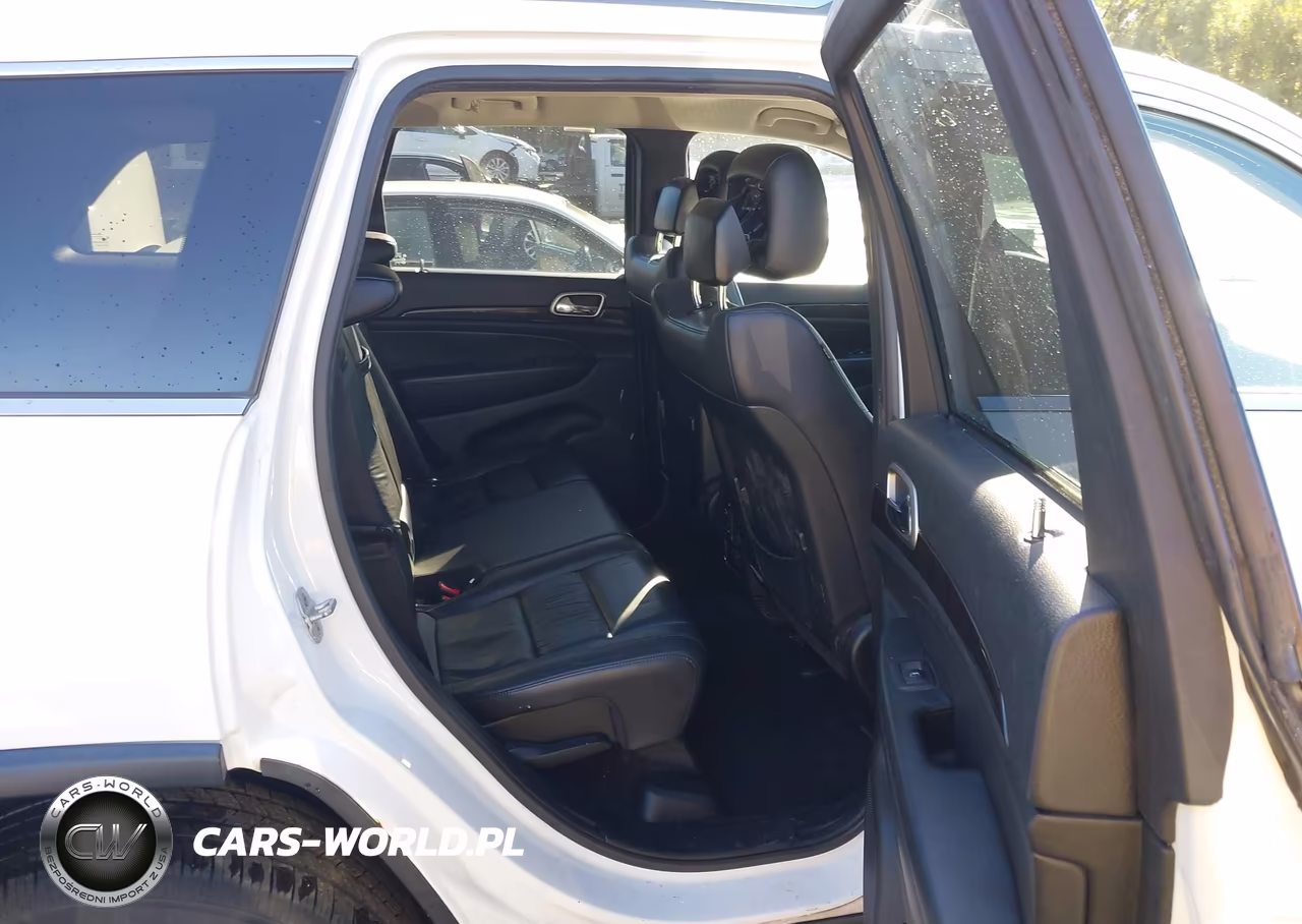 2013 Jeep Grand Cherokee Laredo VIN:1C4RJFAG1DC594962 - 8