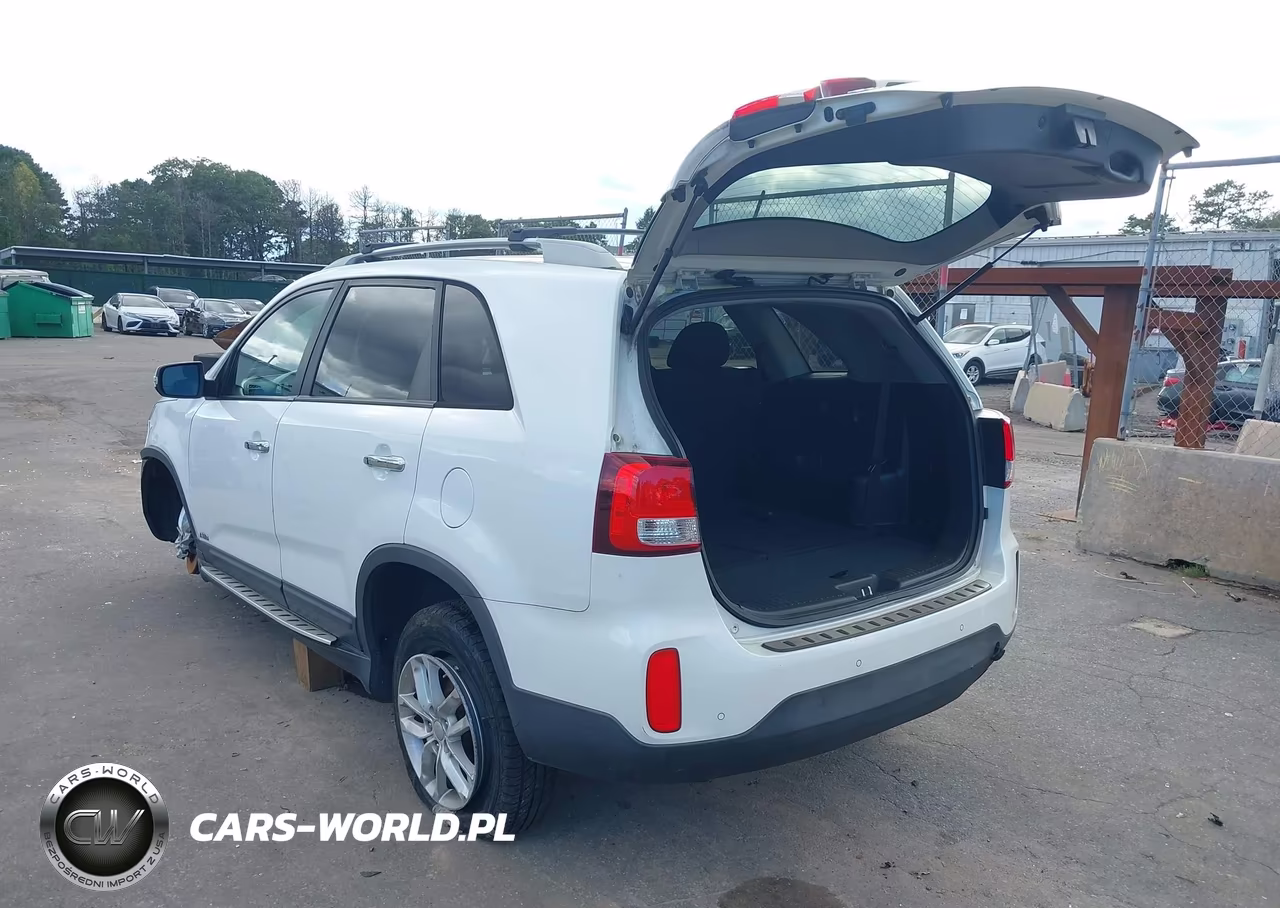 2015 Kia Sorento Lx VIN:5XYKTDA62FG617199 - 3