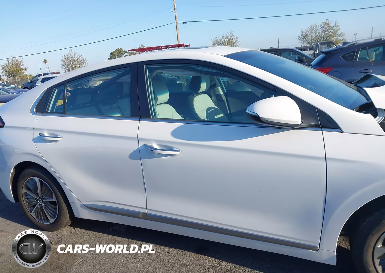 2021 Hyundai Ioniq Plug-In Hybrid Limited VIN:KMHCX5LD4MU259900 - 14