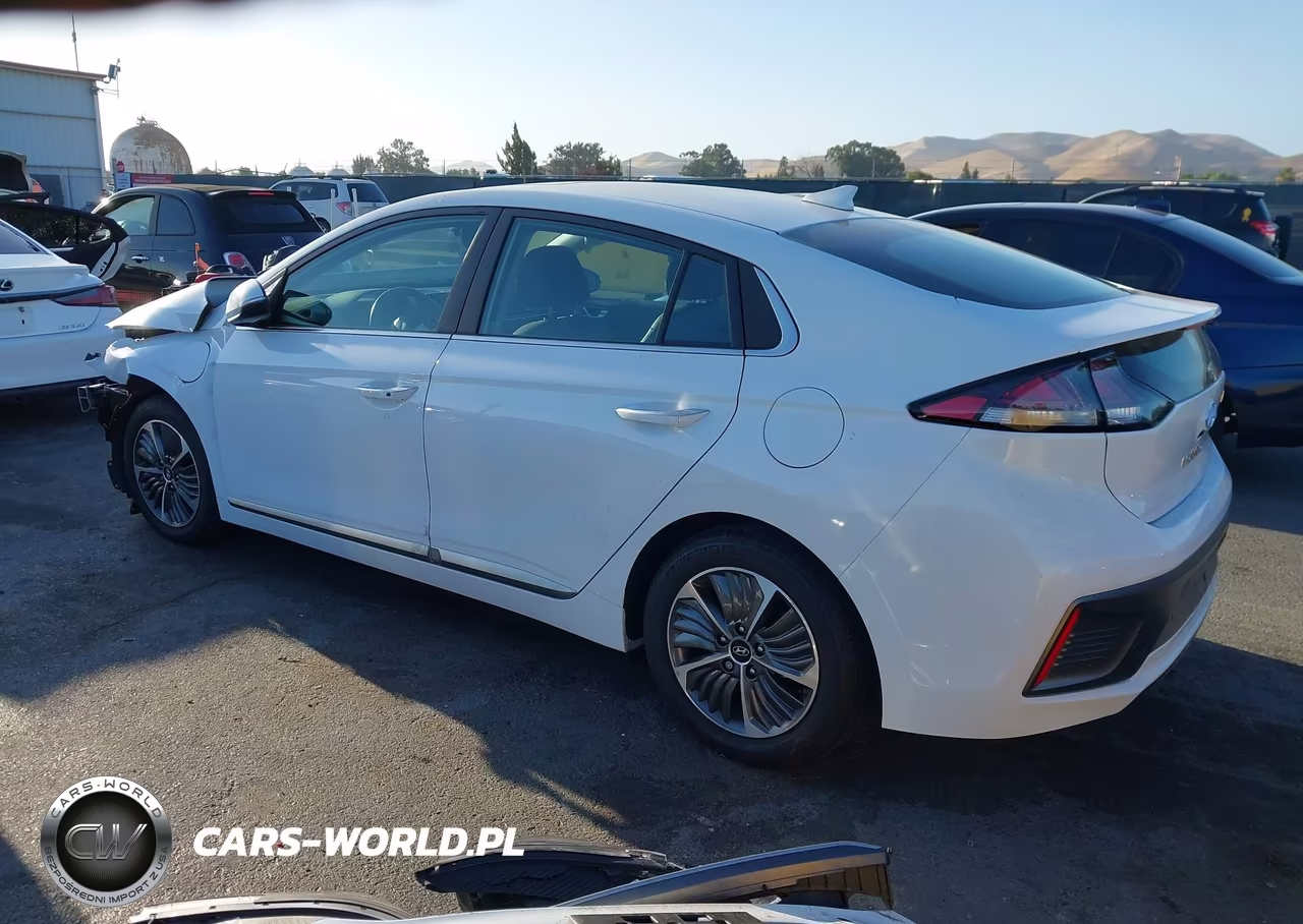 2021 Hyundai Ioniq Plug-In Hybrid Limited VIN:KMHCX5LD4MU259900 - 3