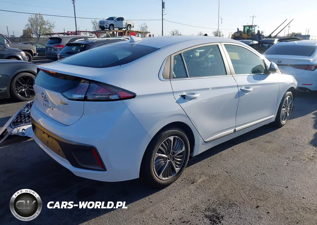 2021 Hyundai Ioniq Plug-In Hybrid Limited VIN:KMHCX5LD4MU259900 - 4
