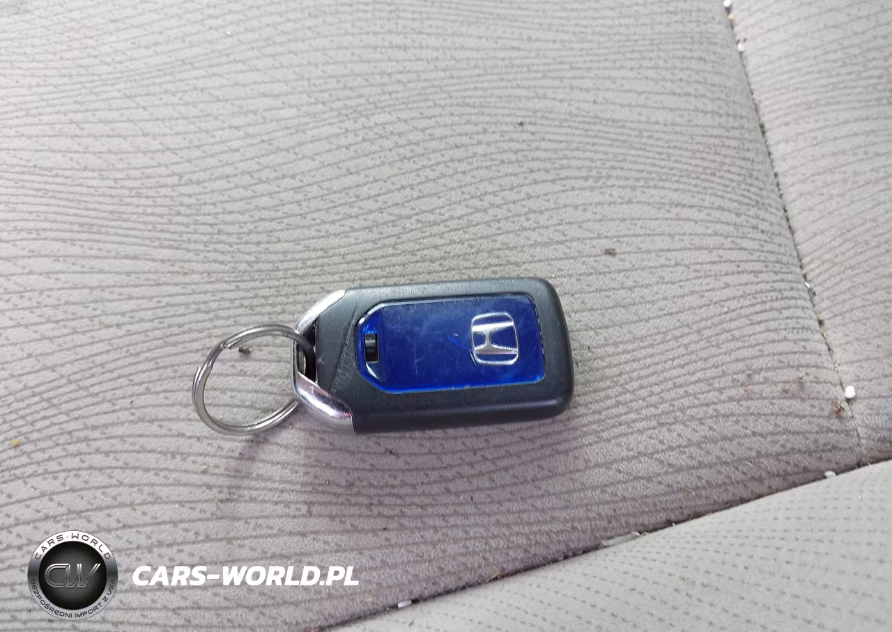 2015 Honda Accord Hybrid VIN:1HGCR6F39FA001756 - 11