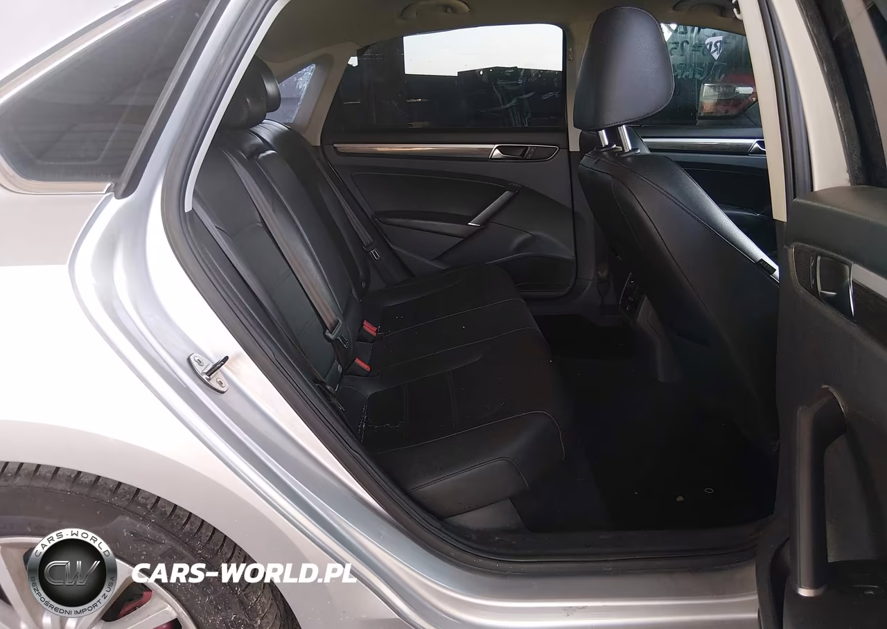 2017 Volkswagen Passat 1.8T Se VIN:1VWBT7A31HC058479 - 8