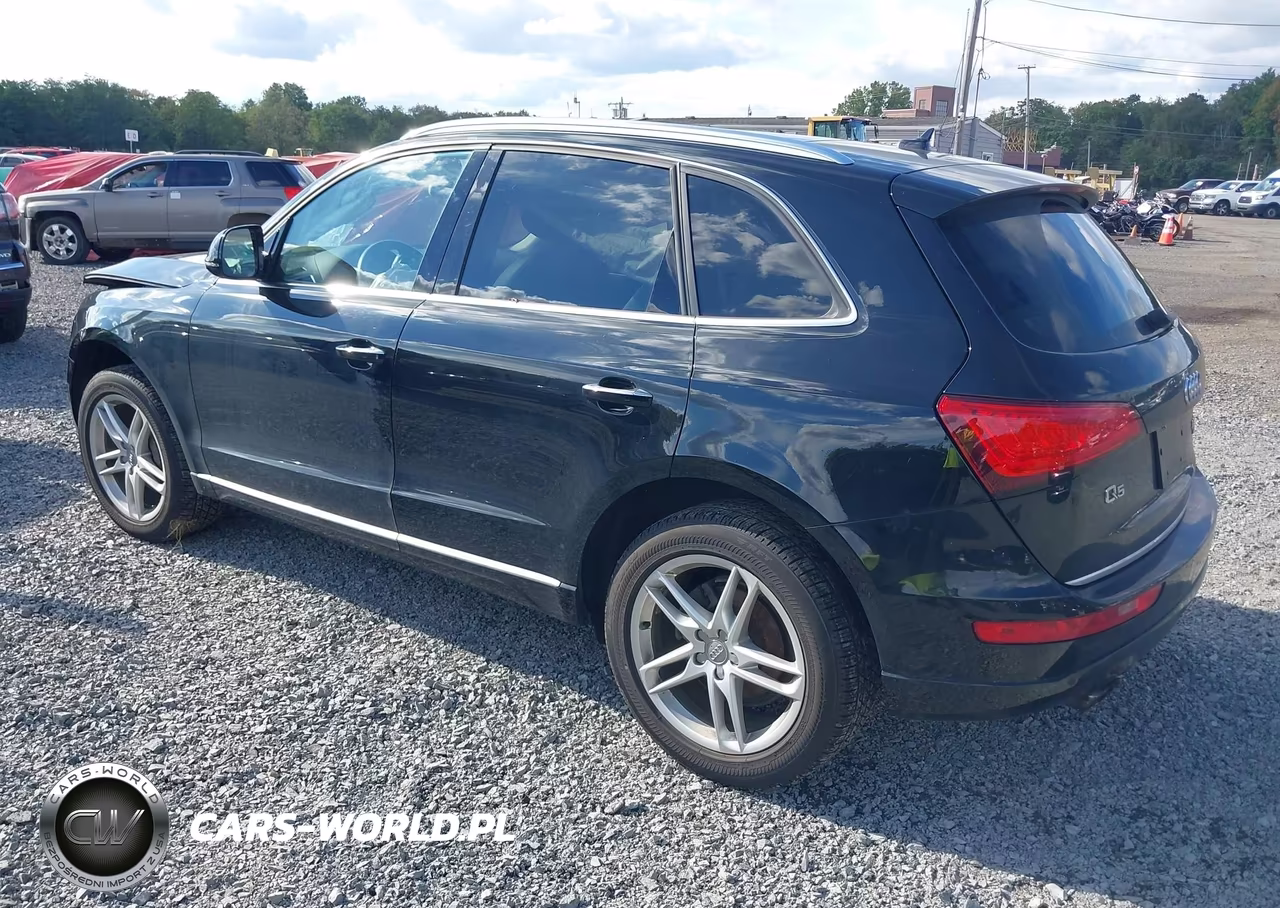 2017 Audi Q5 2.0T Premium VIN:WA1L2AFPXHA008933 - 3