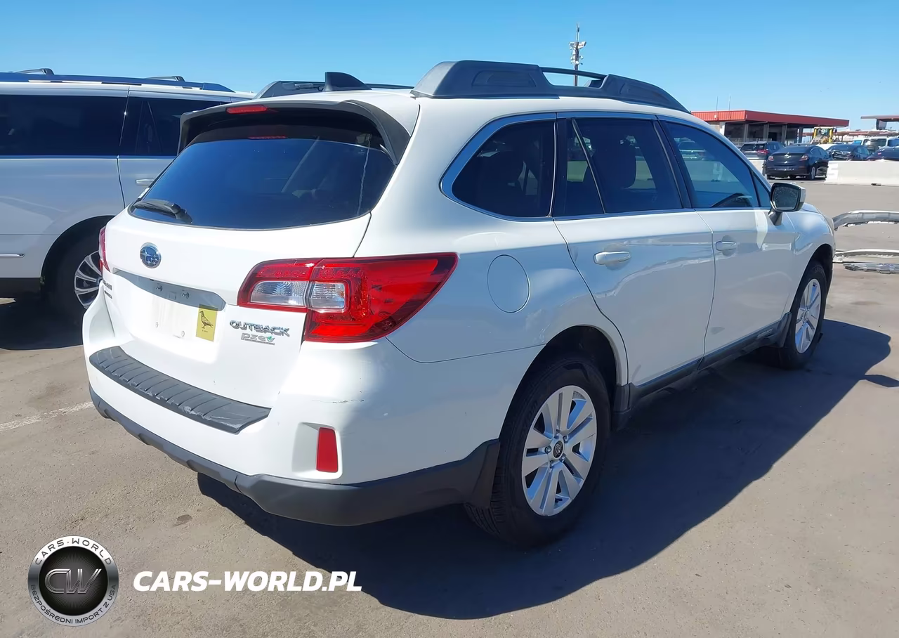 2016 Subaru Outback 2.5I Premium VIN:4S4BSACC5G3211181 - 4