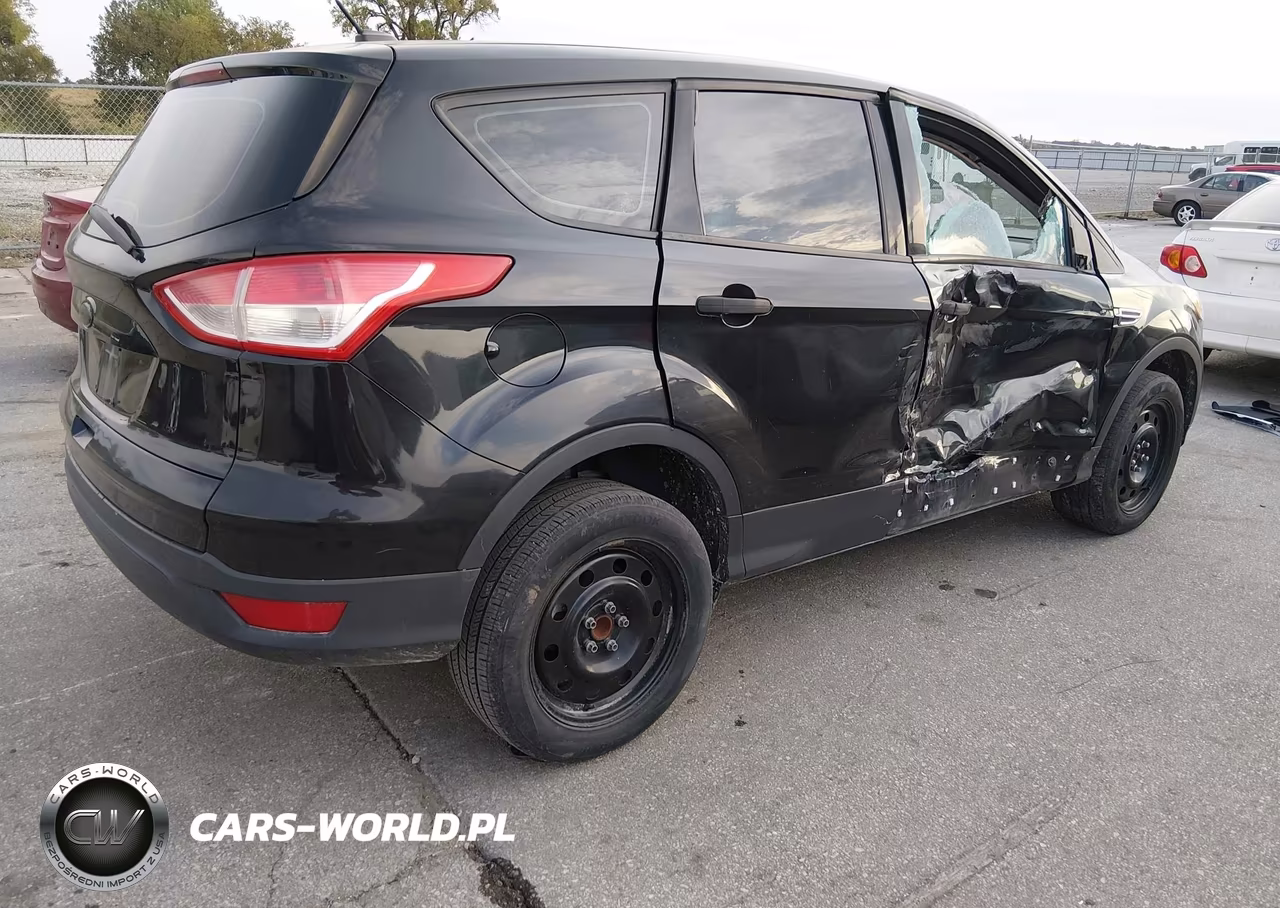 2013 Ford Escape S VIN:1FMCU0F7XDUA86062 - 4