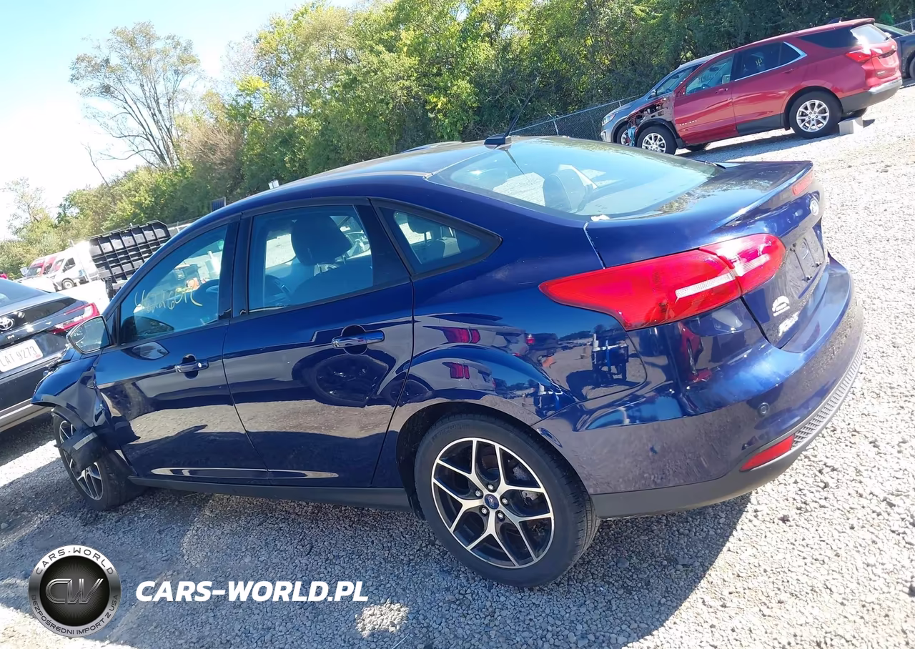 2017 Ford Focus Sel VIN:1FADP3H27HL213824 - 15