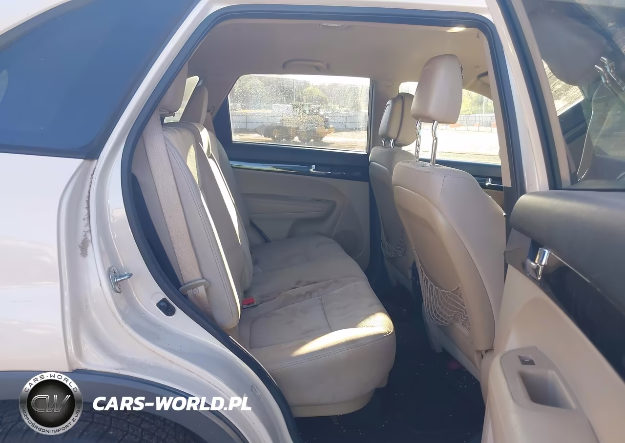 2011 Kia Sorento Lx VIN:5XYKT4A14BG085047 - 8