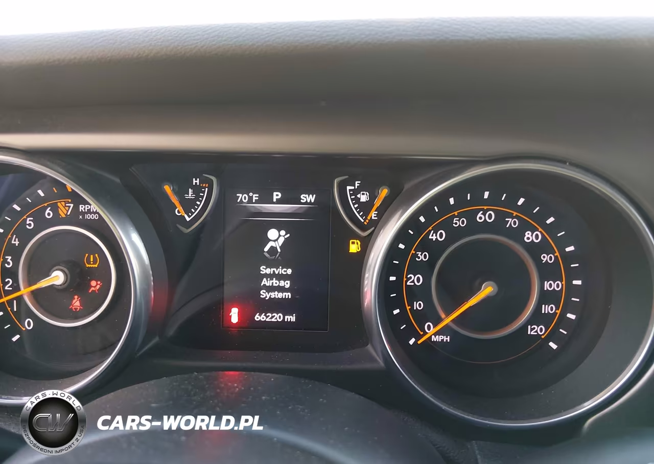 2018 Jeep Wrangler Unlimited Sport S 4X4 VIN:1C4HJXDG3JW181965 - 7