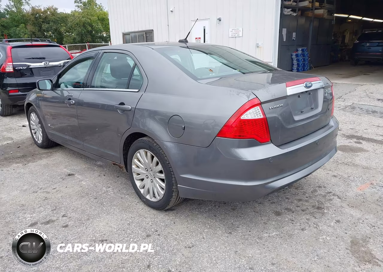 2010 Ford Fusion Hybrid VIN:3FADP0L36AR288746 - 3