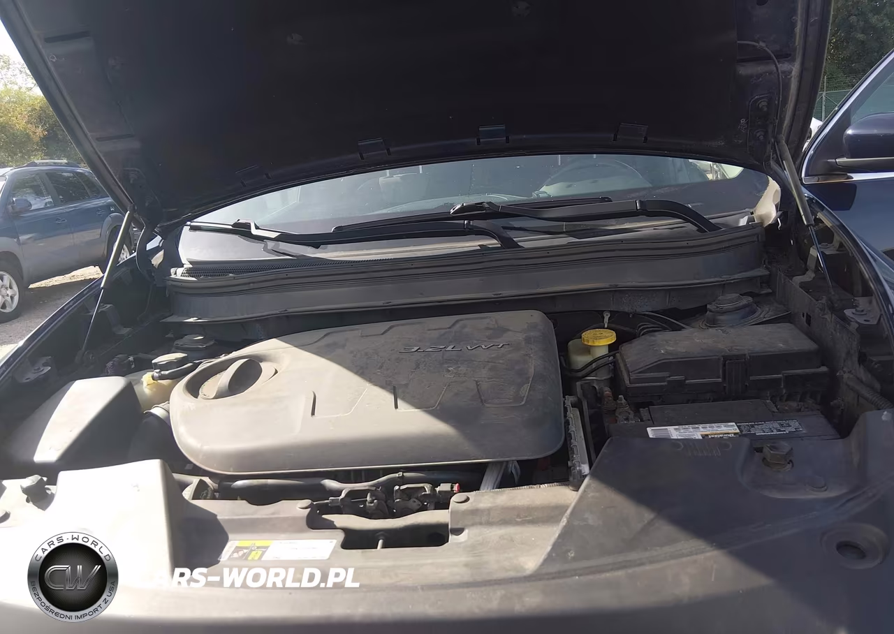 2014 Jeep Cherokee Latitude VIN:1C4PJMCS2EW126087 - 10