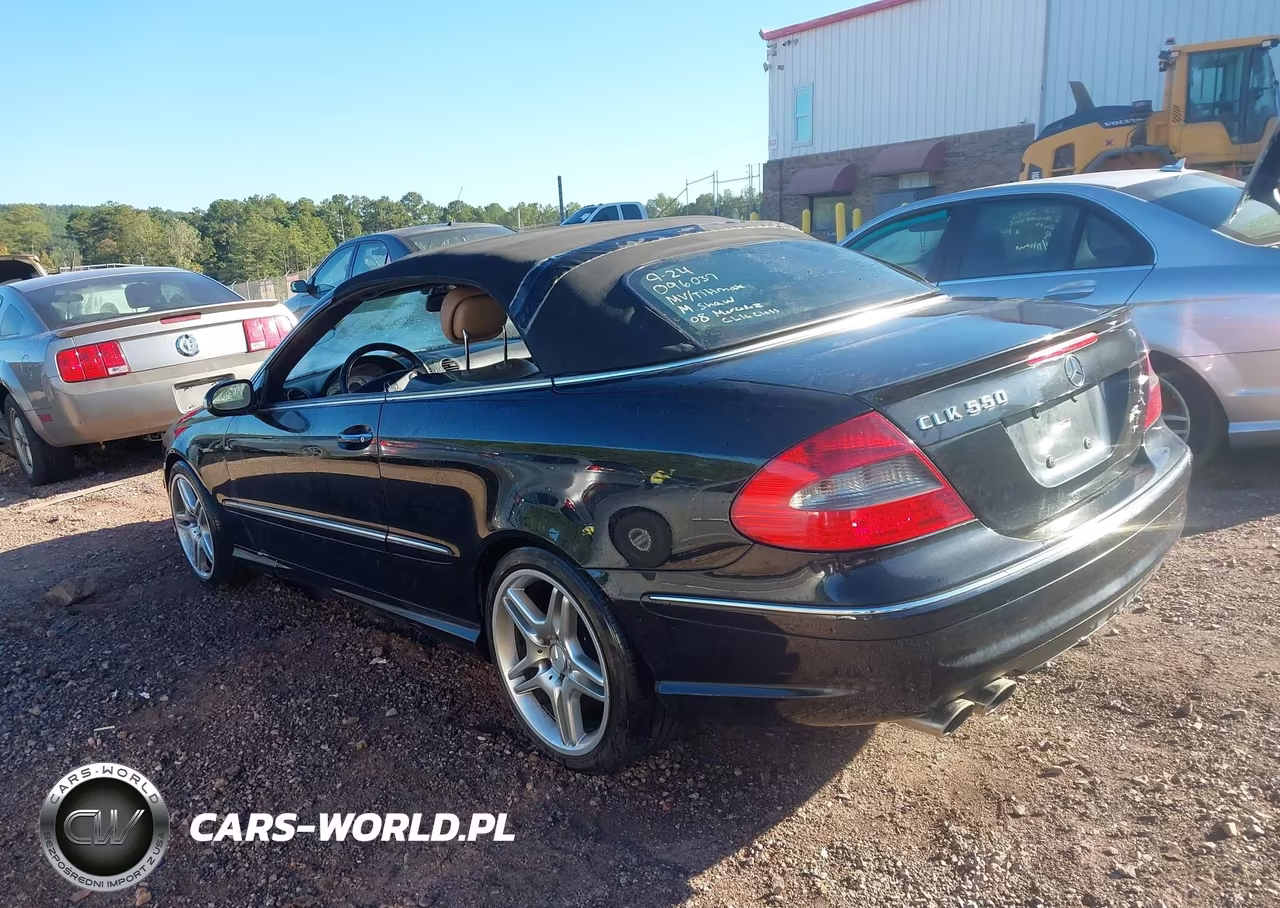 2008 Mercedes-Benz Clk 550 VIN:WDBTK72F38T096037 - 3