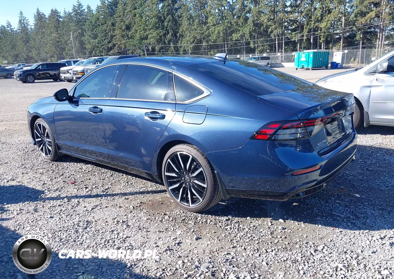 2025 Honda Accord Hybrid Touring VIN:1HGCY2F80SA070238 - 3