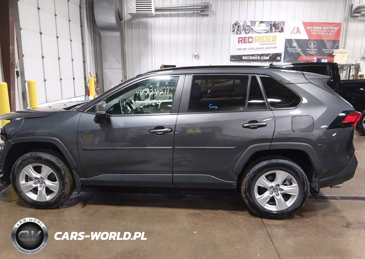 2021 Toyota Rav4 Xle VIN:2T3P1RFV8MW140947 - 15
