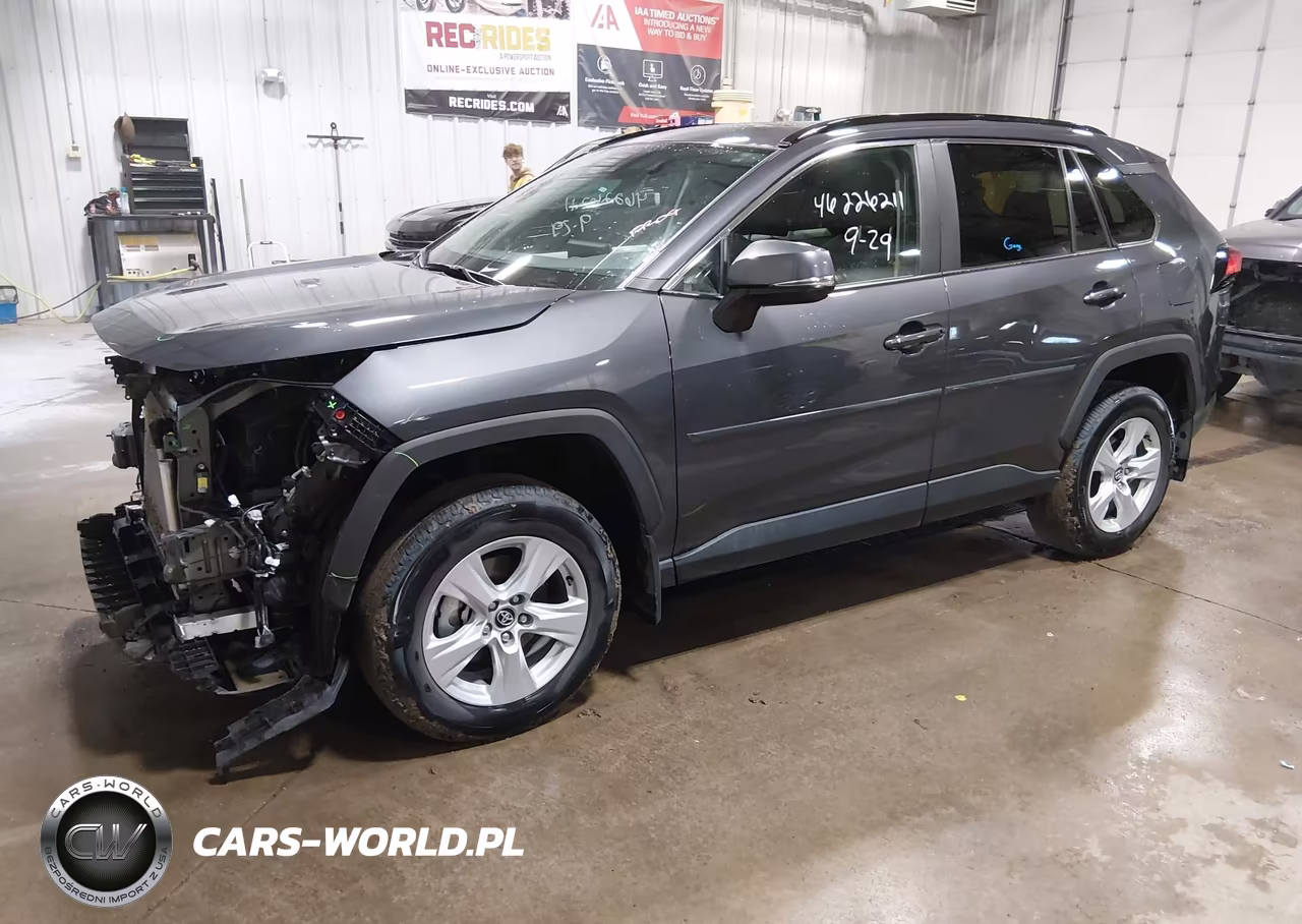 2021 Toyota Rav4 Xle VIN:2T3P1RFV8MW140947 - 2
