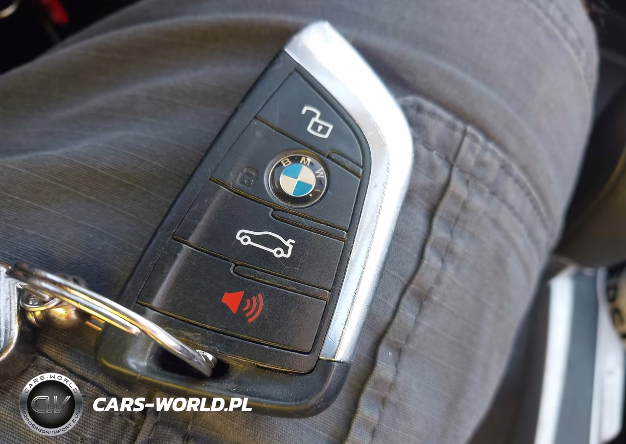 2021 BMW 330E xDrive VIN:3MW5P9J05M8B59562 - 11