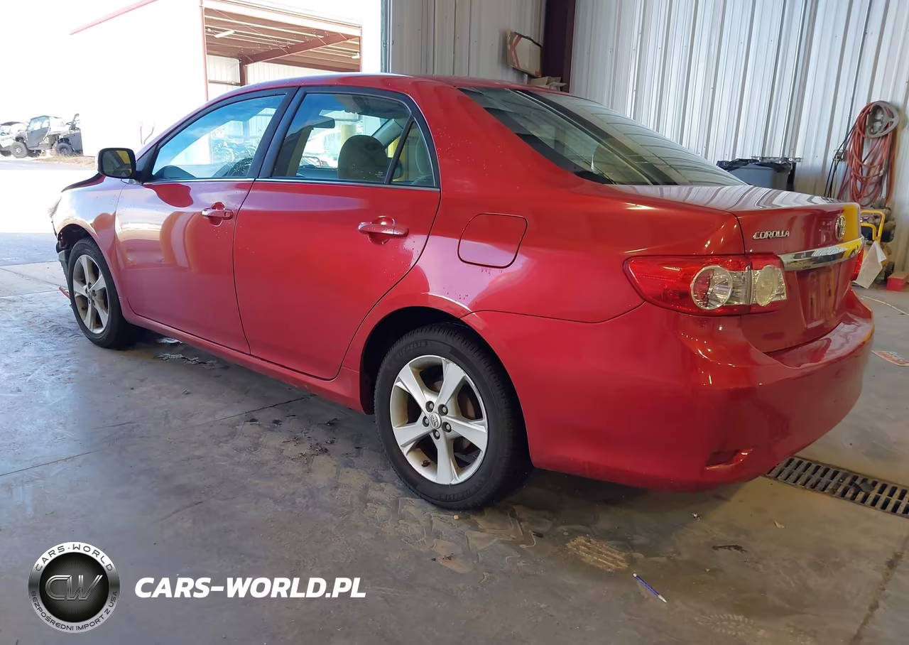 2013 Toyota Corolla Le VIN:5YFBU4EE3DP154108 - 3