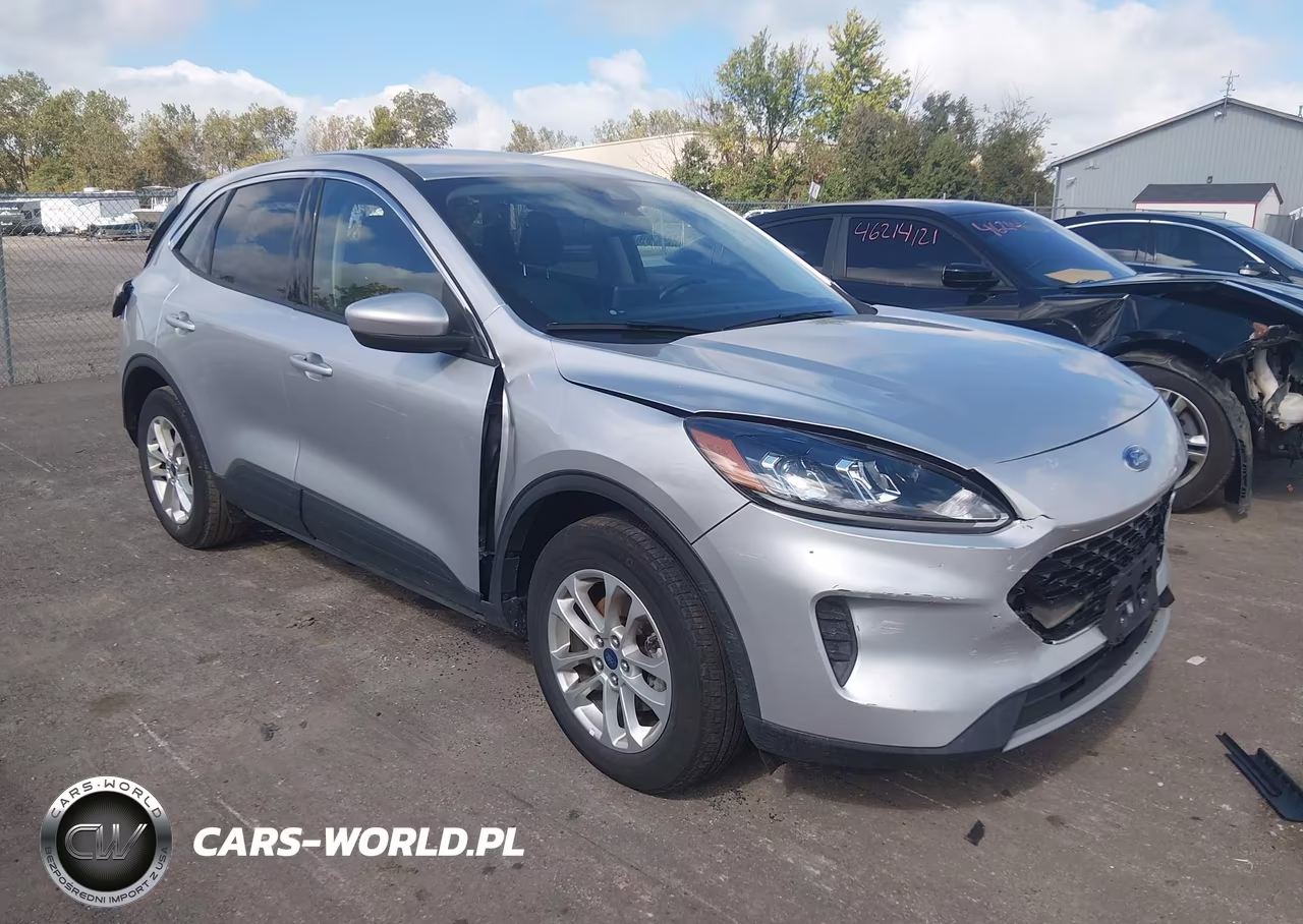 2020 Ford Escape Se