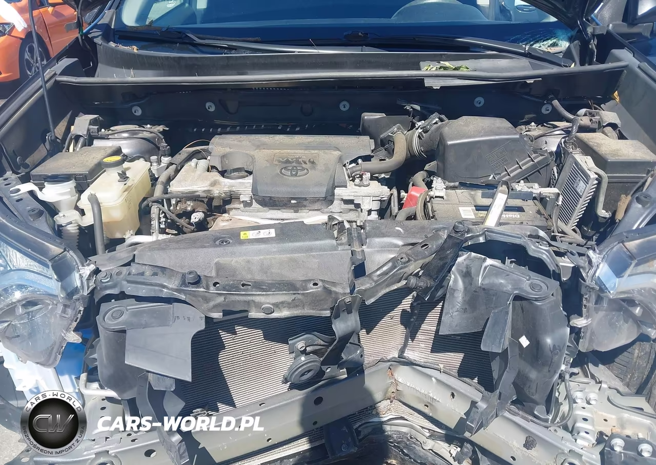 2018 Toyota Rav4 Le VIN:2T3ZFREV9JW520046 - 10