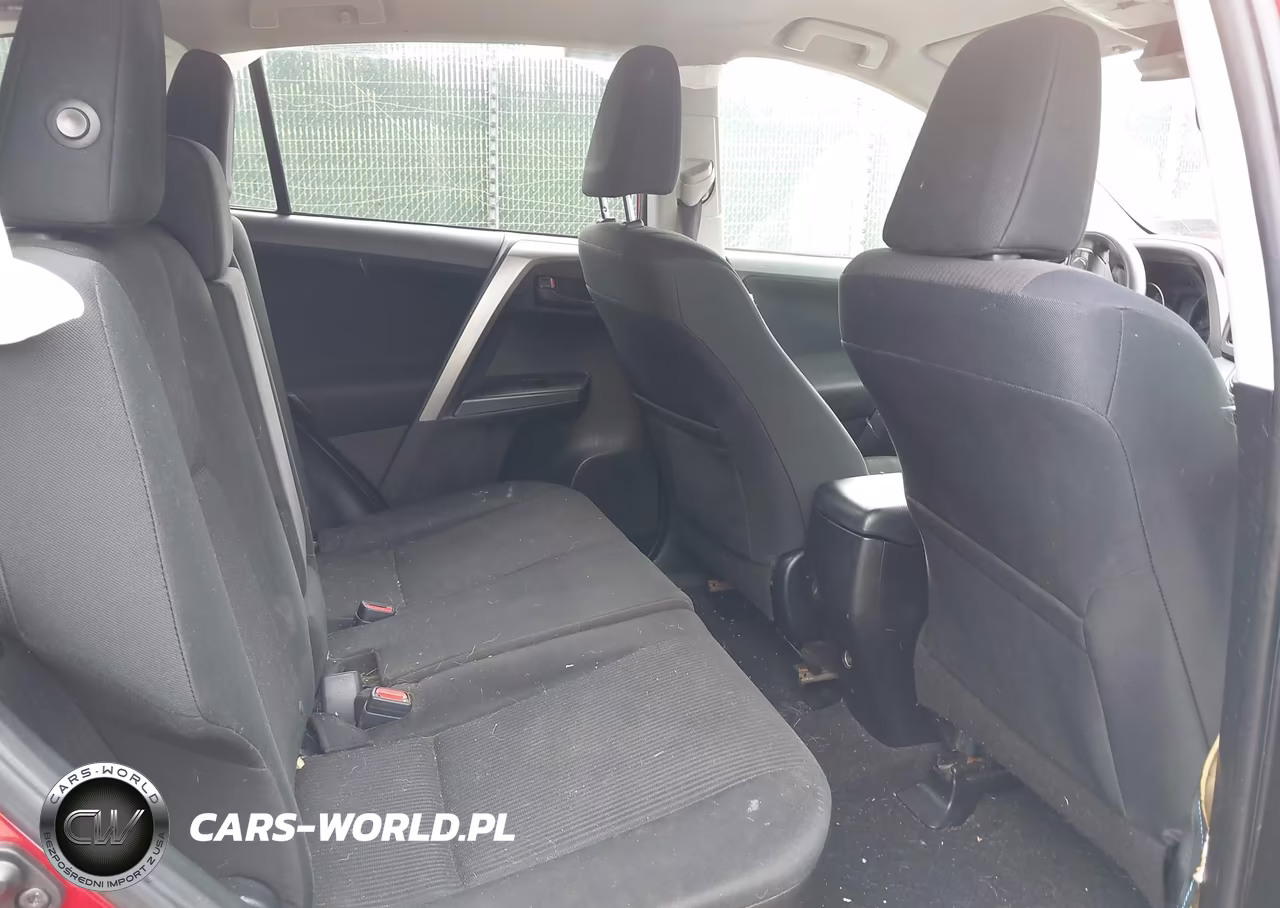 2017 Toyota Rav4 Le VIN:JTMBFREV8HJ173710 - 8