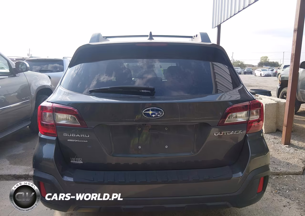 2018 Subaru Outback 2.5I Premium VIN:4S4BSADC6J3217917 - 16