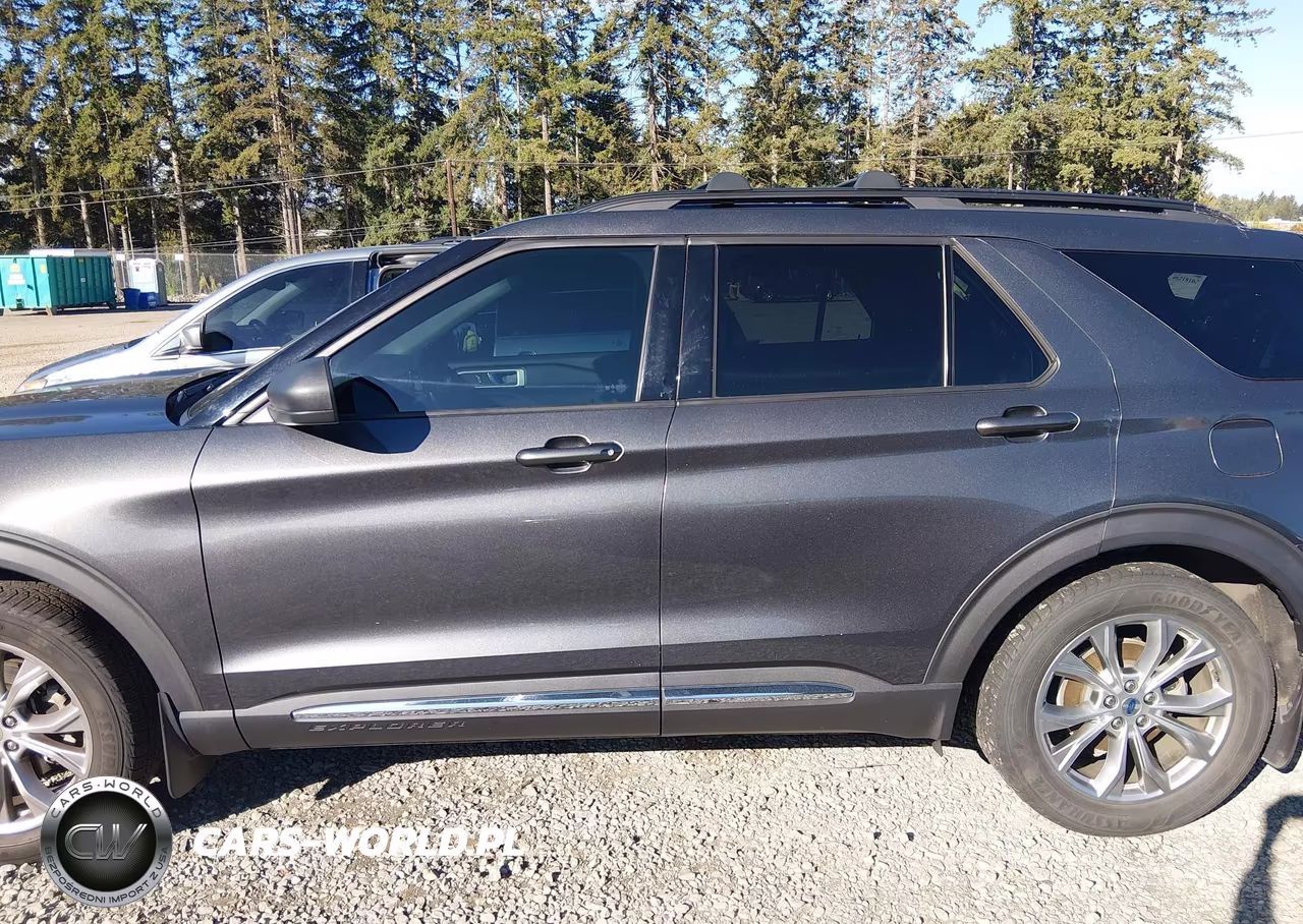 2020 Ford Explorer Xlt VIN:1FMSK8DH4LGB75070 - 14