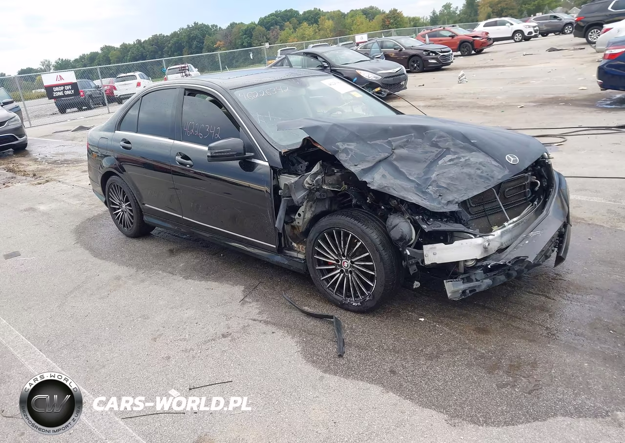 2012 Mercedes-Benz C 250 Sport – zdjęcie 1 z 17