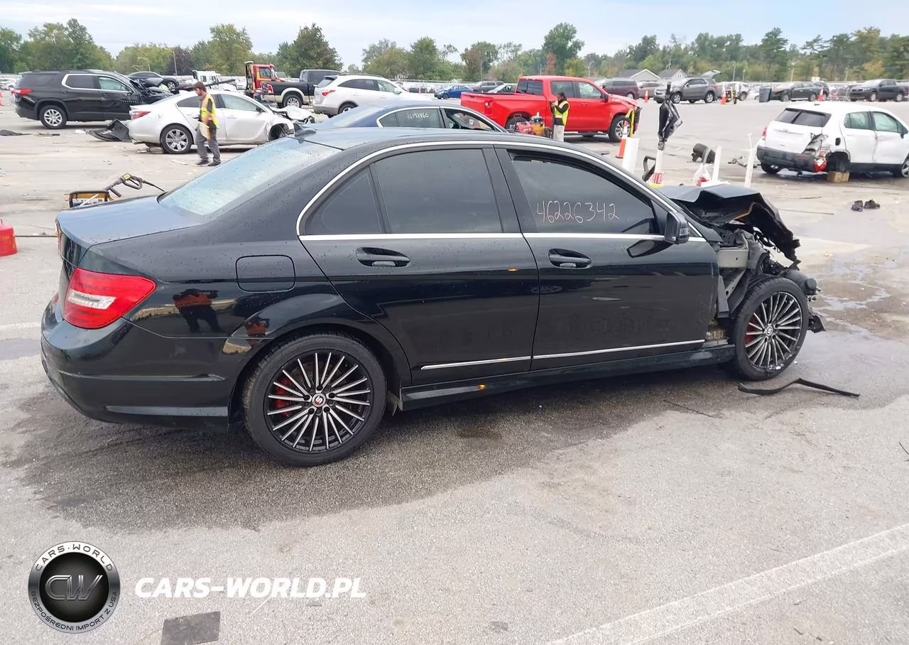 2012 Mercedes-Benz C 250 Sport VIN:WDDGF4HB6CR218556 - 13